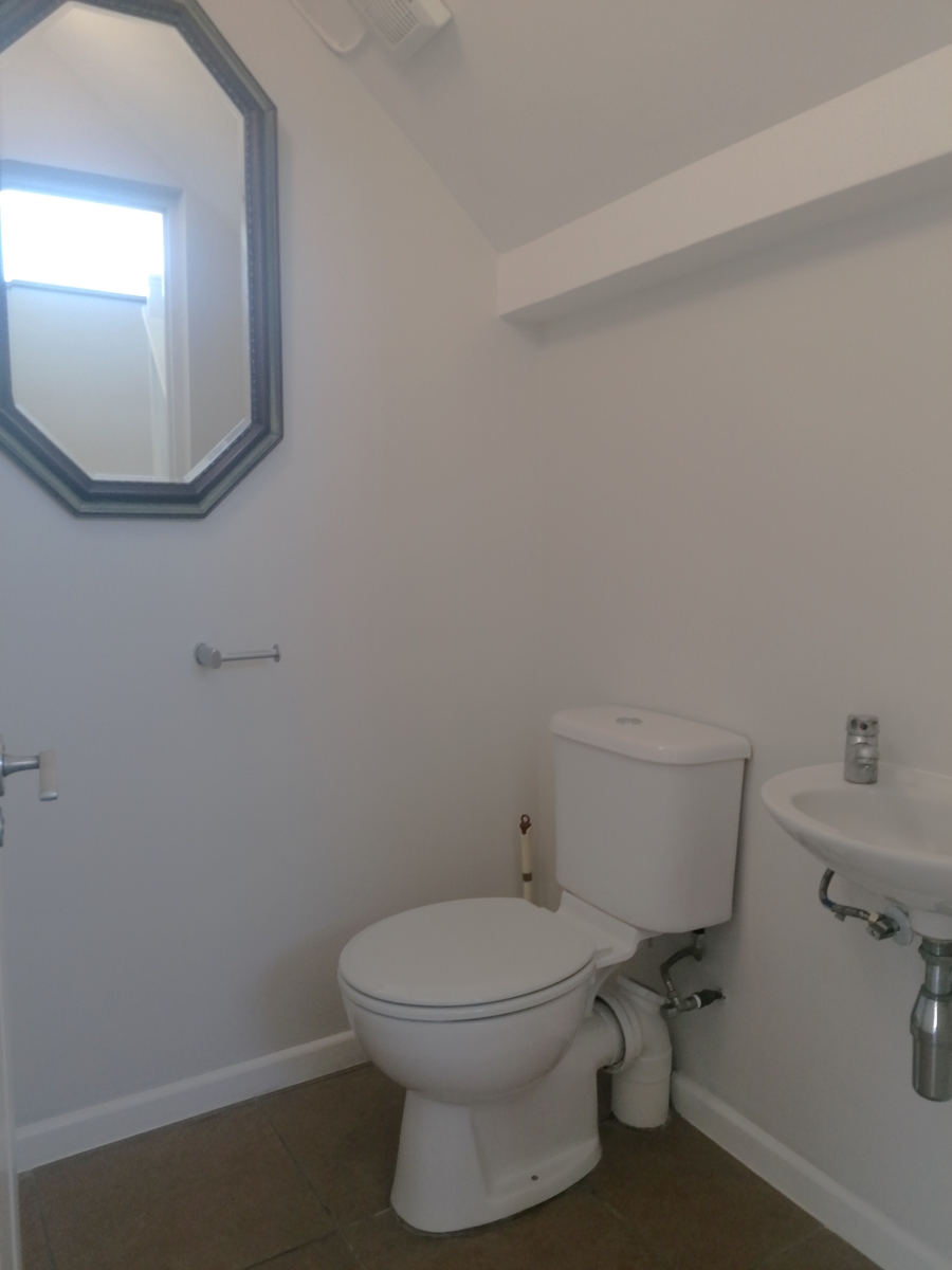 To Let 4 Bedroom Property for Rent in Glencairn Heights Western Cape